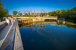 Photo depuis la passerelle en bois à Tison