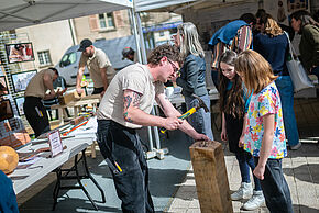 Notre-Dame hors les murs : village des entreprises