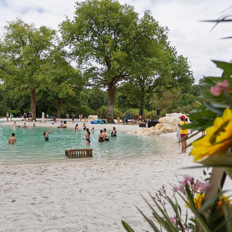 Baignade au Lagon