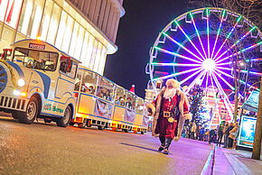 Petit train dans le centre-ville de Poitiers