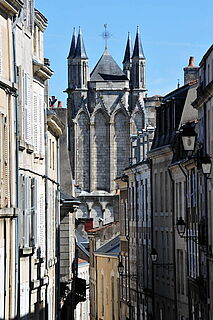 Poitiers dans les pas d'Aliénor d'Aquitaine