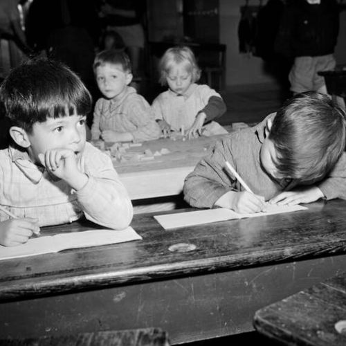 Sur un air entendu : L'école