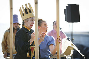 photo de la pièce Ils vécurent enfants et firent beaucoup d'heureux