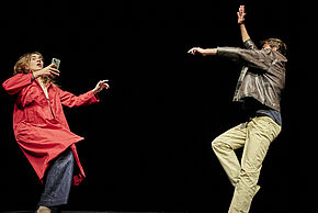 photo des acteurs du spectacle "Drame Bourgeois"