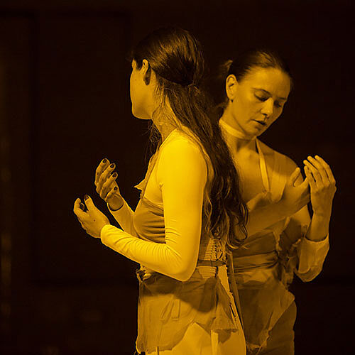 Shiraz / Dans le cadre du Festival À Corps