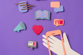 Image d'illustration : une main tient un smartphone