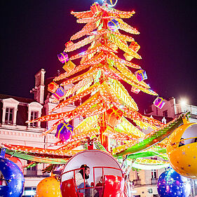 Photo d'un manège sapin de Noël