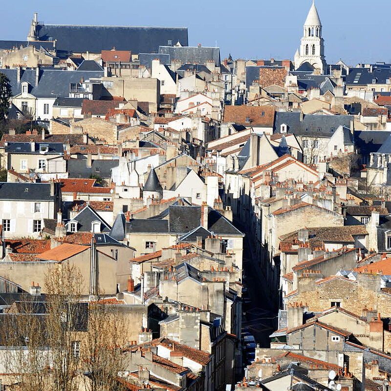 Poitiers, histoires et légendes